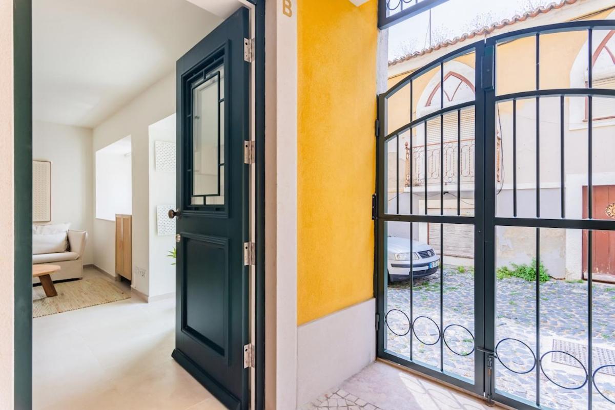 Apartment Lapa Getaway With Swimming Pool Lissabon